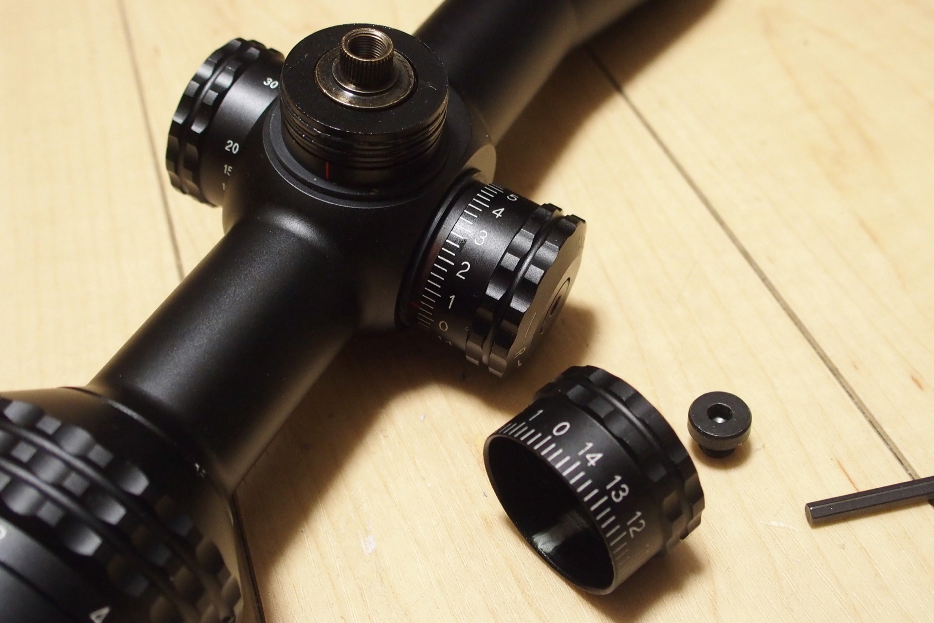 高倍率×低価格 Bushnell AR OPTICS 3-12x40mm AR931240 ライフル