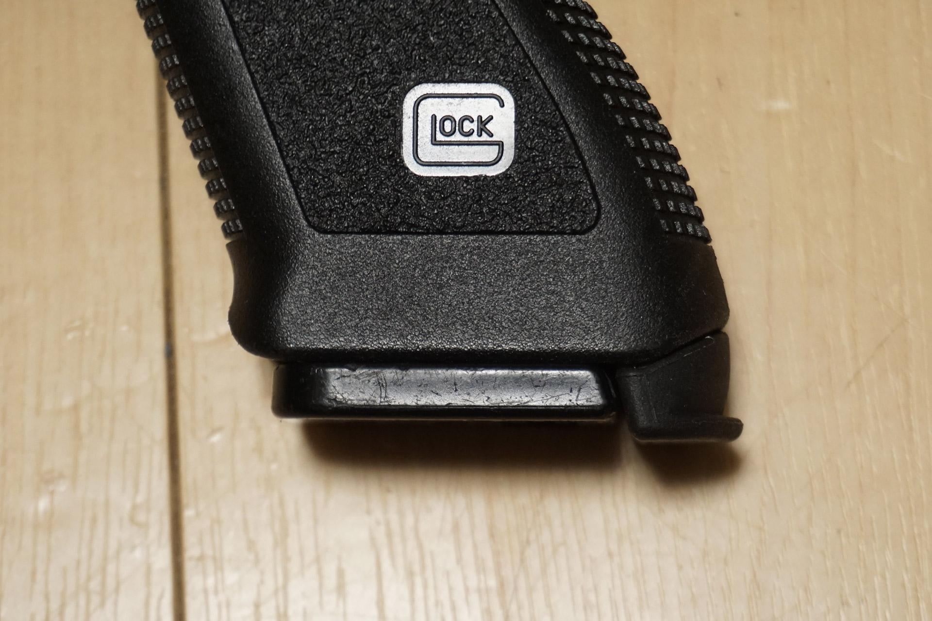 Vickers Tactical Grip Plug Takedown Tool for Glockを買ってみた