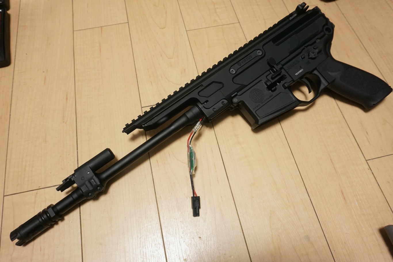 SIG AIR MCXの内部を電子制御化する前提でカスタムしていきます