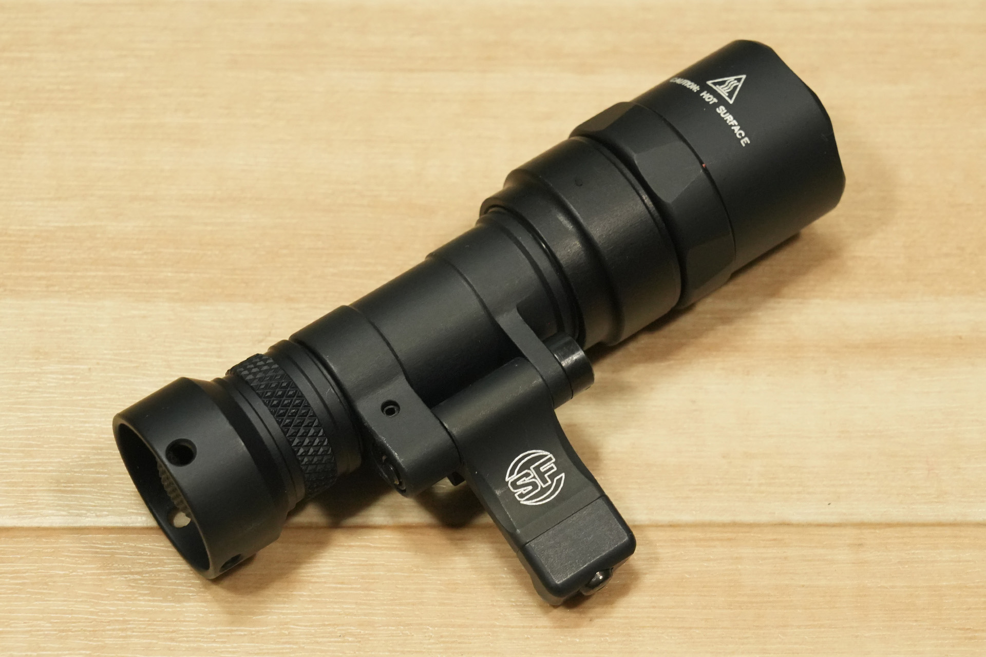 SUREFIRE M340C MINI SCOUT LIGHT PRO(MODEL M340C-BK-PRO)を購入しま
