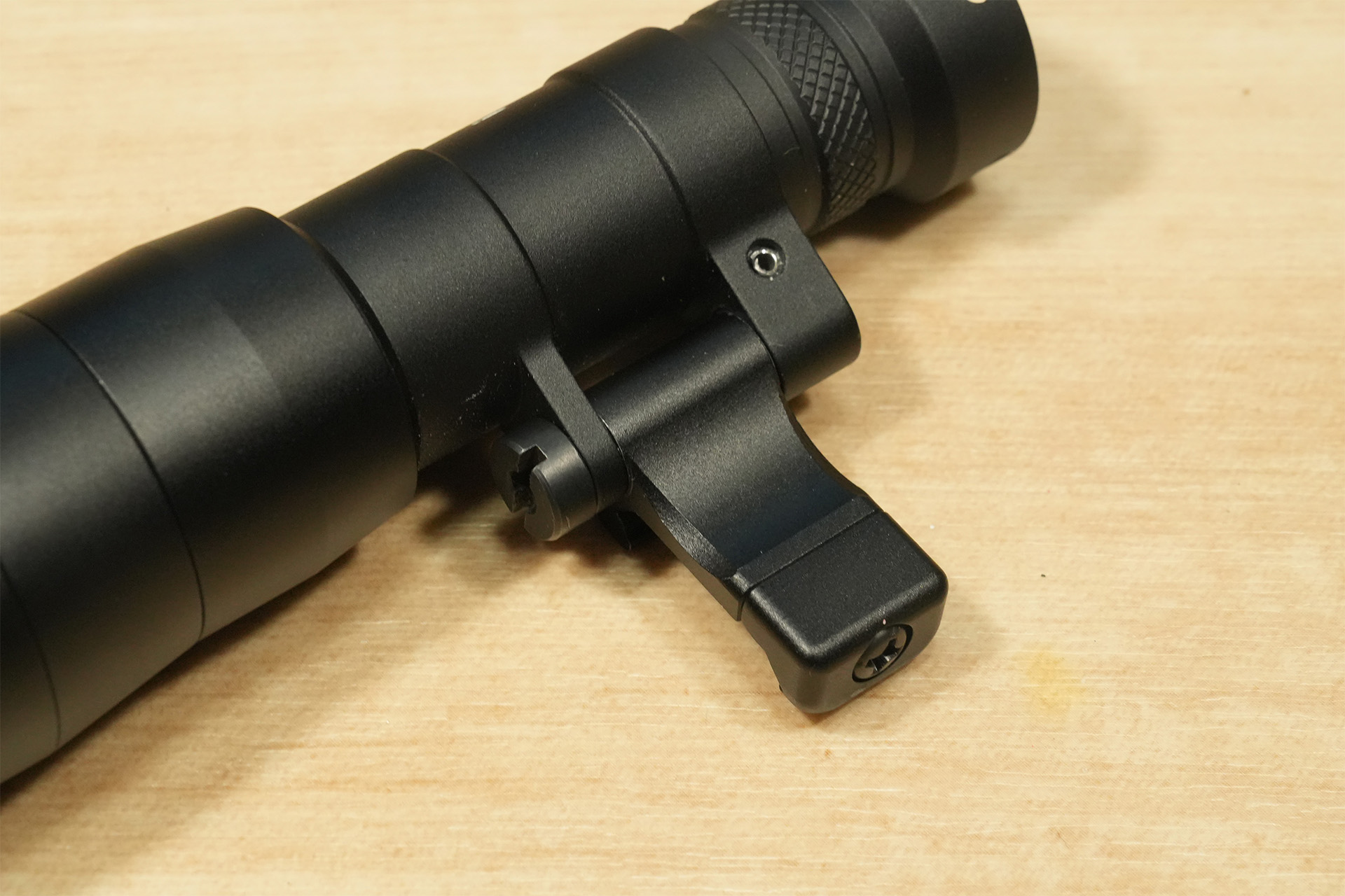 infraim TB340 ターボ タクティカルスカウトライト Swivel Picatinnyの