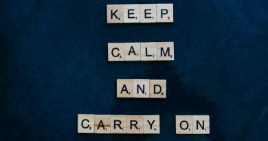 keep calm and carry on