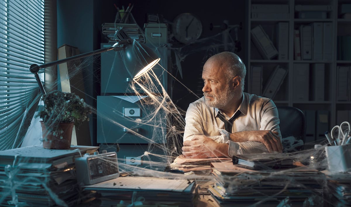 Risk Of Using Outdated Technology Liberty Technology - Premium Ocean Illustration Gallery - Desktop