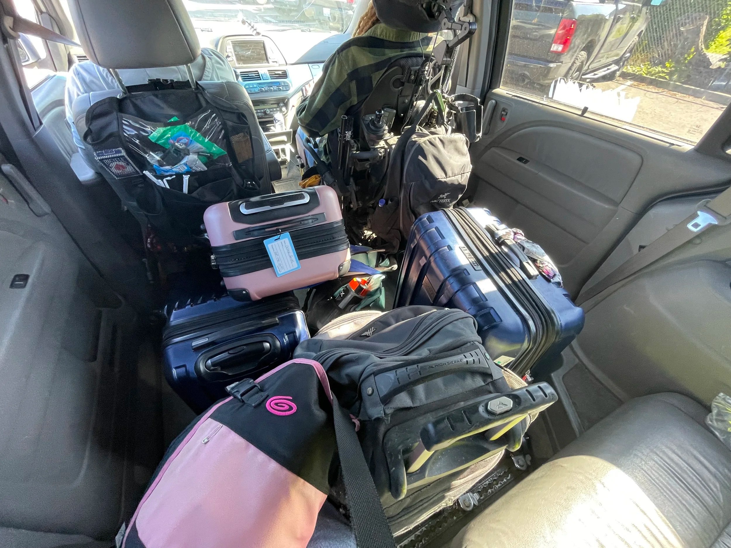  Packed to the gills! 