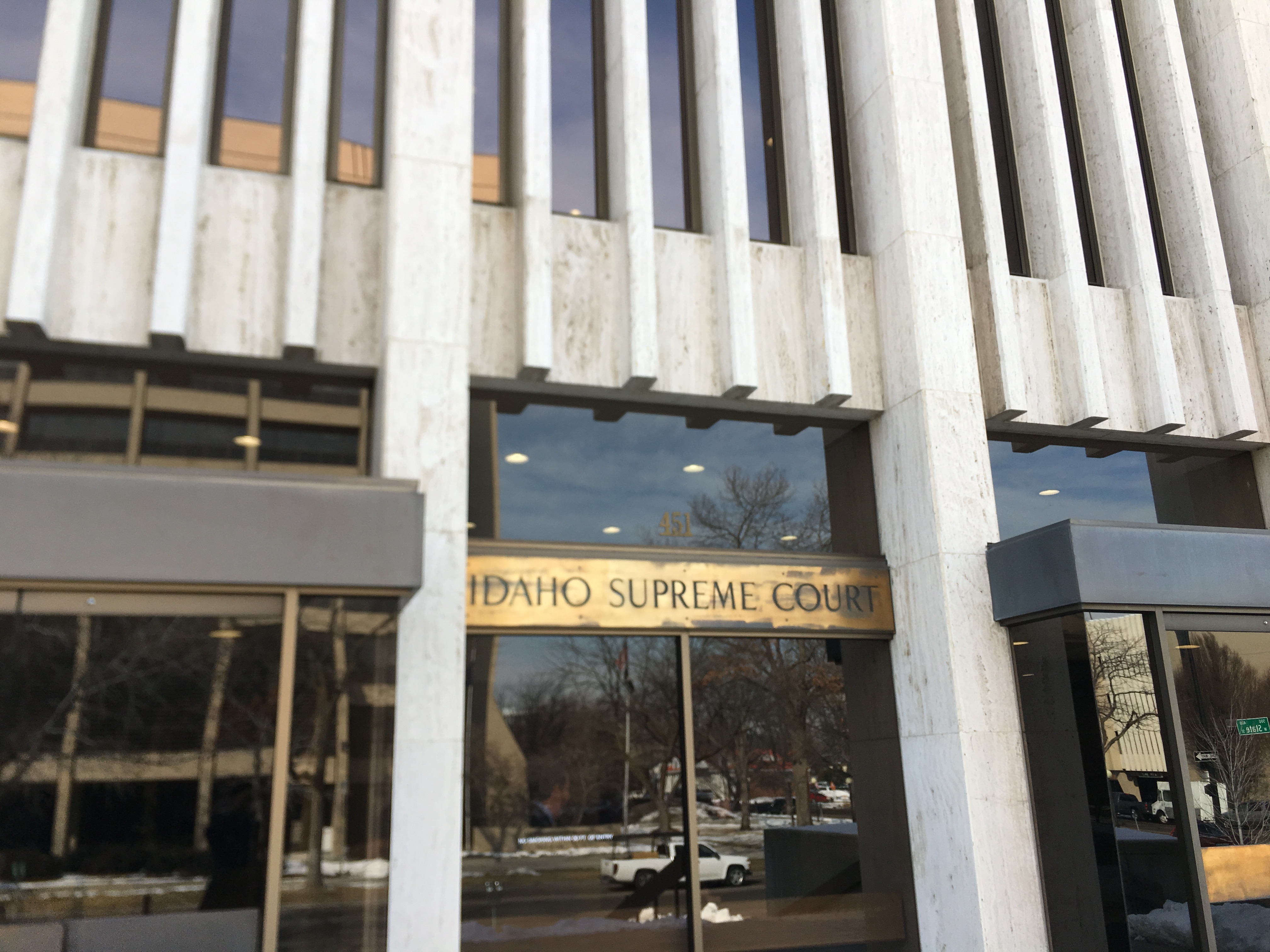 supreme-court-affirms-clarke-decision-regarding-warrantless-misdemeanor