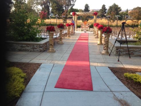 Gold-Mandap-Hindu-Wedding-Decor-Ideas-Rentals