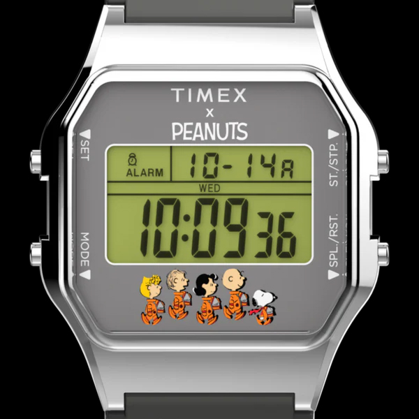 Display dial Timex x Peanuts Space T80 TW2W90100