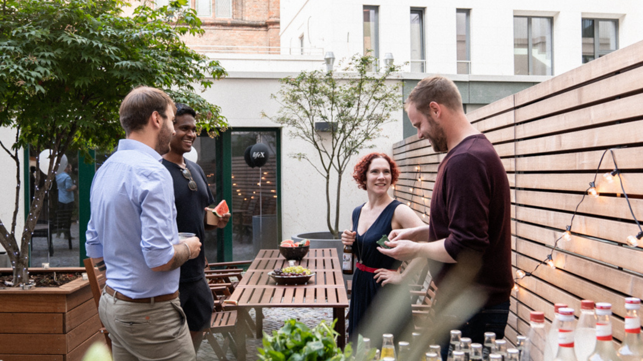 Lifex Pulse June - Download Classic Vintage Background | 4K