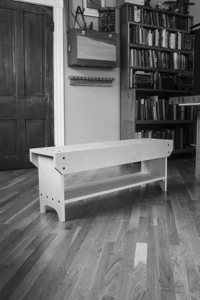ADB_bench_vertical4_IMG_0716