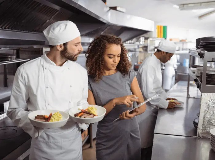 PPT - Front of House vs. Back of House Service PowerPoint Presentation ... Back of house (foh) adalah fasilitas yang berfokus kepada