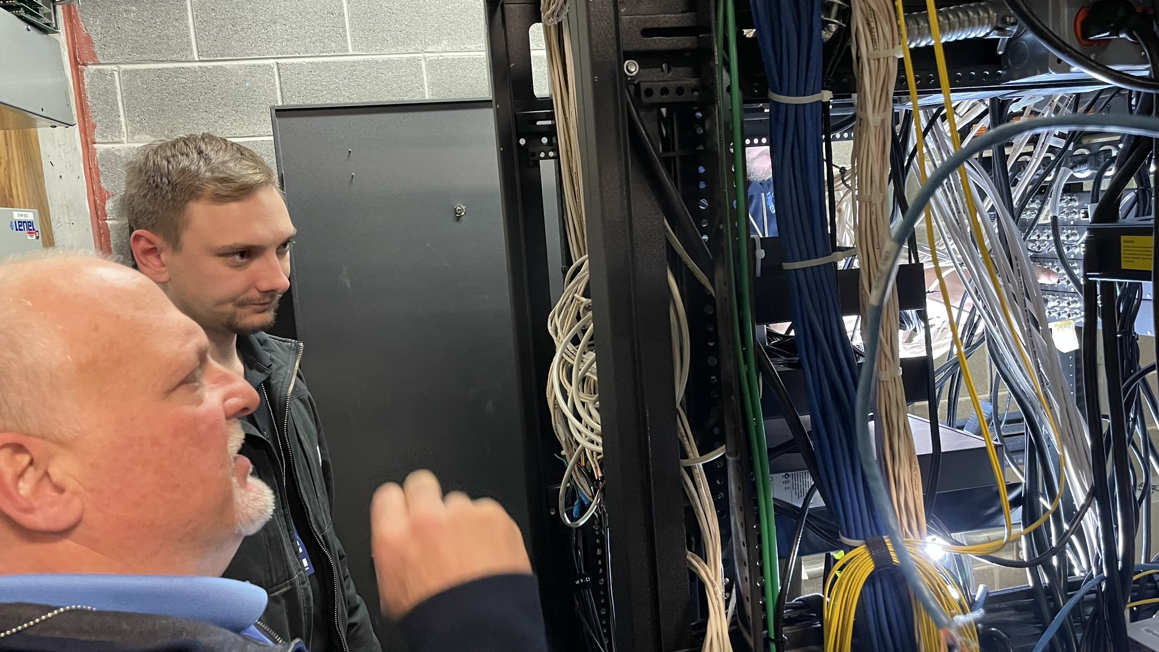 Bvms 12 1 Upgrade And Migration Pdf Computer Network Microsoft - Premium Vintage Design Gallery - 4K