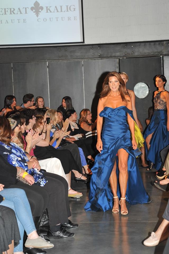 אייריס זנדר בתצוגה