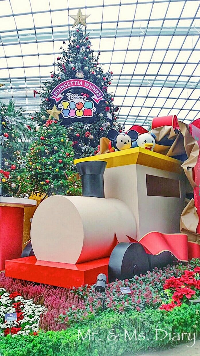 新加坡濱海灣花園迪士尼 tsum tsum 陪你一起度過 2019 跨年