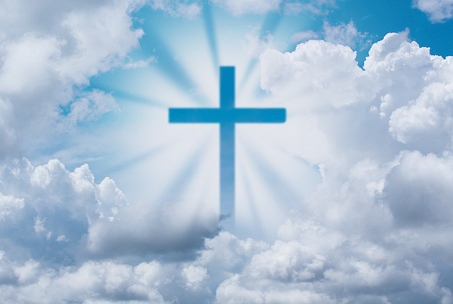 Croix du Christ résussité à Pâques