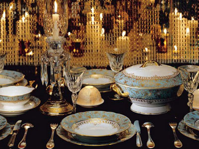 service de table complet d'un diner chic