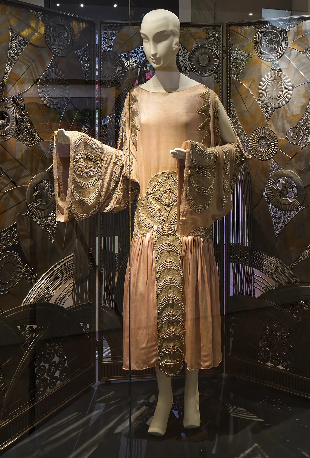 mad_1925-2025_01_lanvin.jpg?
