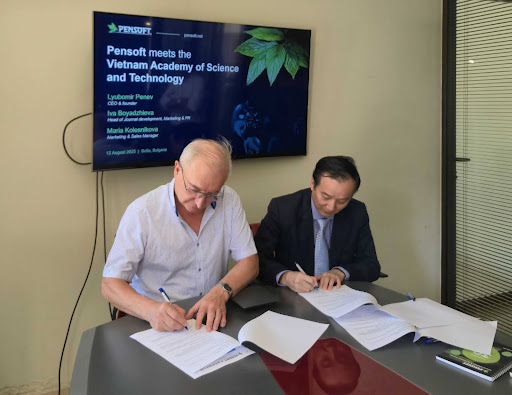 Pensoft and the Vietnam Academy of Science and Technology forge new scholarly partnership