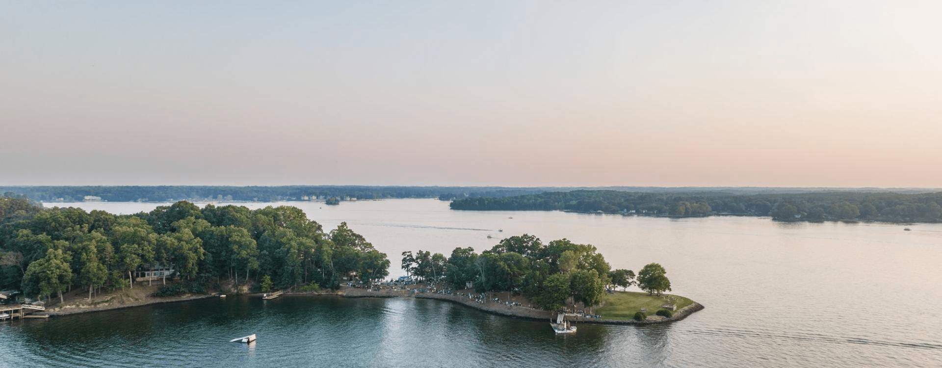 THE BEST WAYS TO BEAT THE HEAT WITH YOUR FAMILY