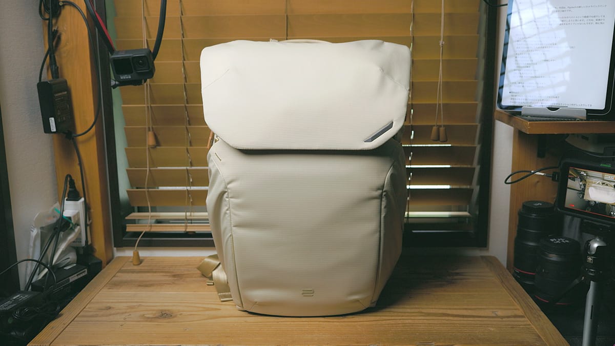 PGYTECH OneGo 2 BackPack 20L サンドカーキ