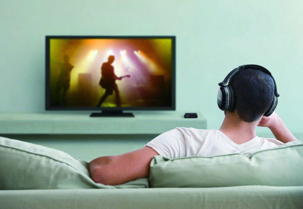 Connecter 2 Casques Bluetooth Sur Tv Samsung Comment écouter la TV avec un casque Bluetooth (2021) - Le blog de  Son-Vidéo.com