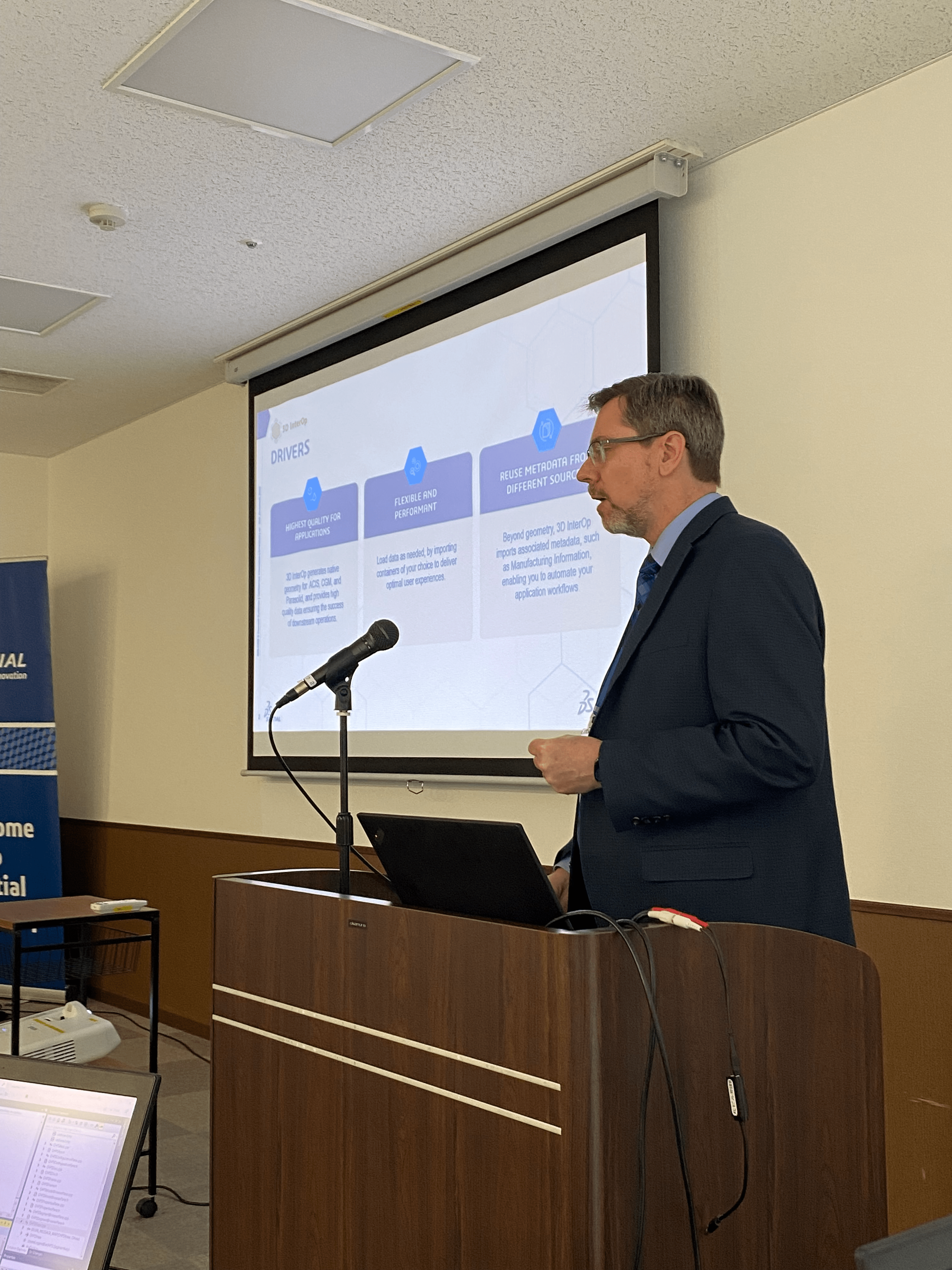 The Spatial Blend 2023 H1 Issue - 8K Minimal Illustrations for Desktop