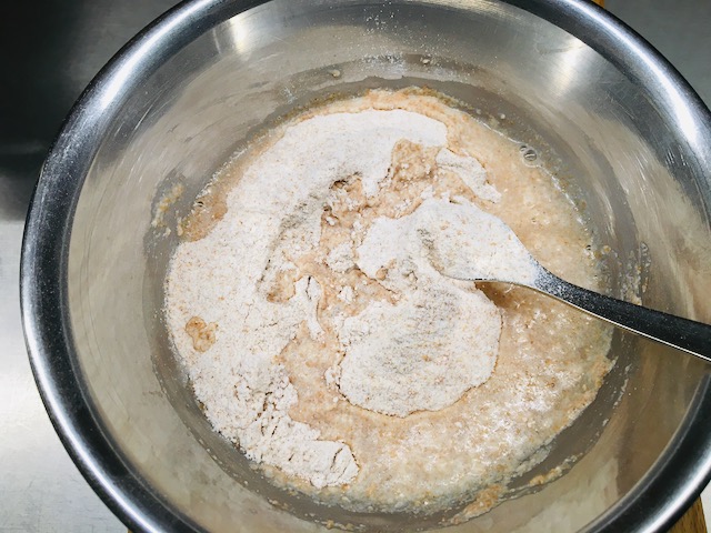 warmes Wasser zugeben