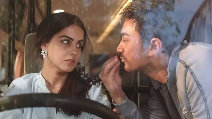 Aamir Khan and Genelia D'Souza