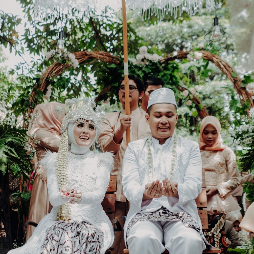 PROSESI PERNIKAHAN ADAT SUNDA - Blog Tiga Dara