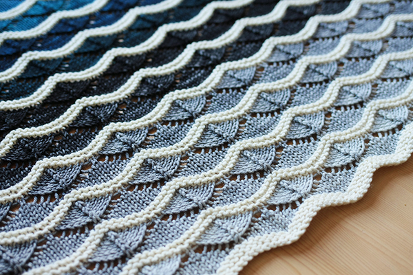 【OMMO】TENT LINE BLOCKING KNIT OP mc-bounce-03b.jpg?fit=600,400&