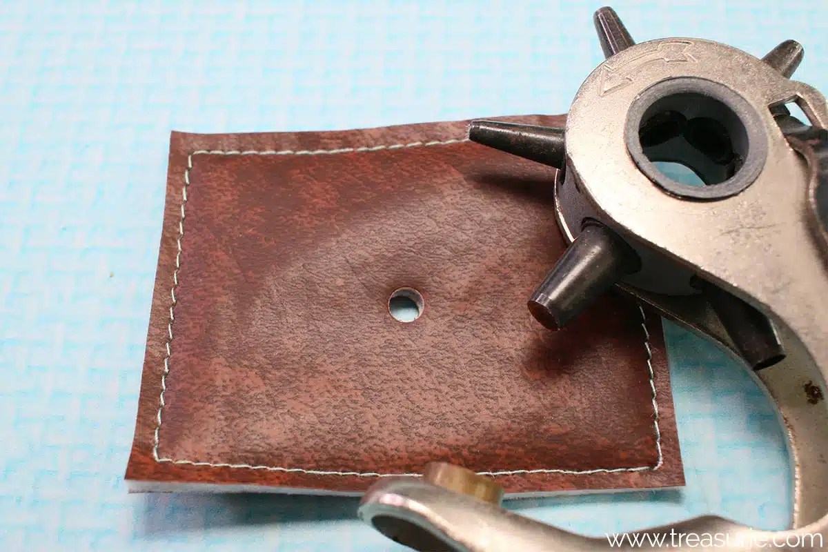 Setting Eyelets & Grommets - Easy Guide | TREASURIE