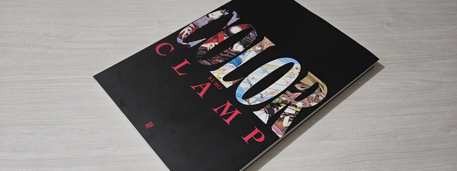 Mangá” Aberto: Artbook “Color Kuro”, do CLAMP | Biblioteca