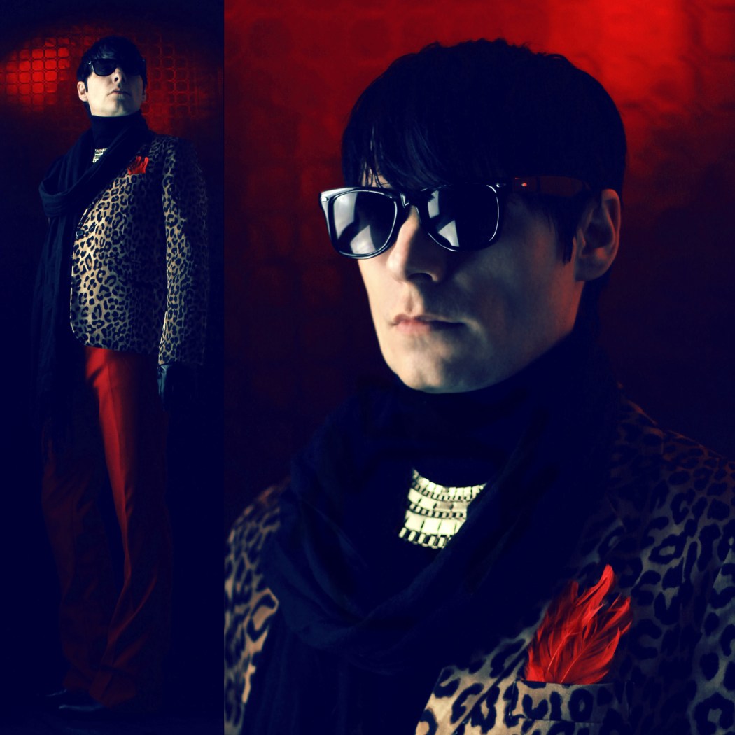 Wild Style: Daniel mit Leoparden-Jacket und Sonnenbrille