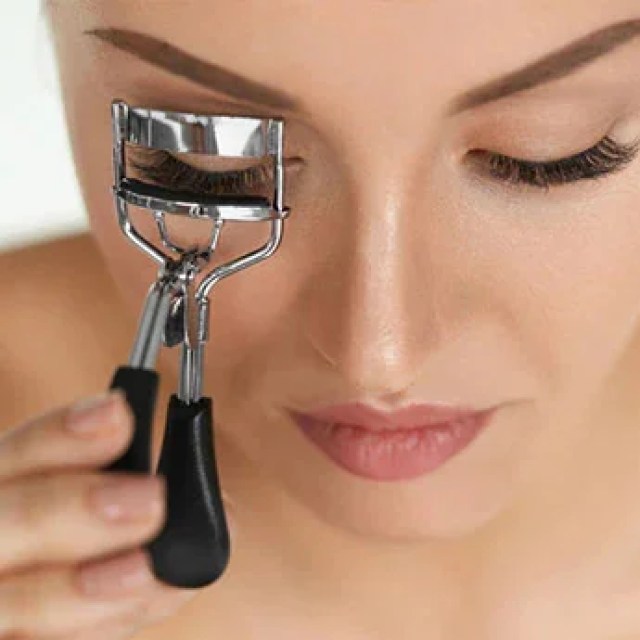 Curling your lashes