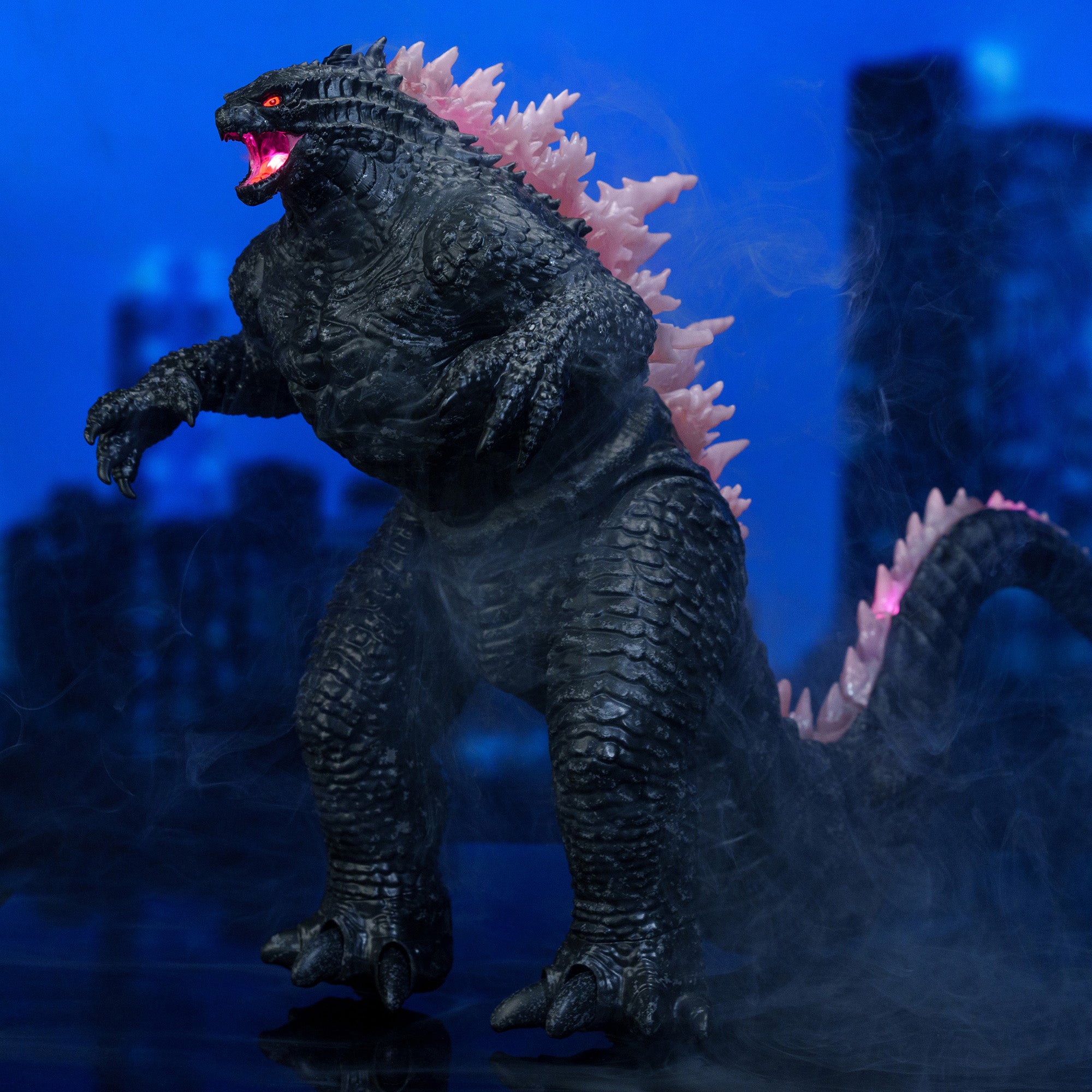 5 of This Week's Coolest Horror Collectibles Including a Remote
