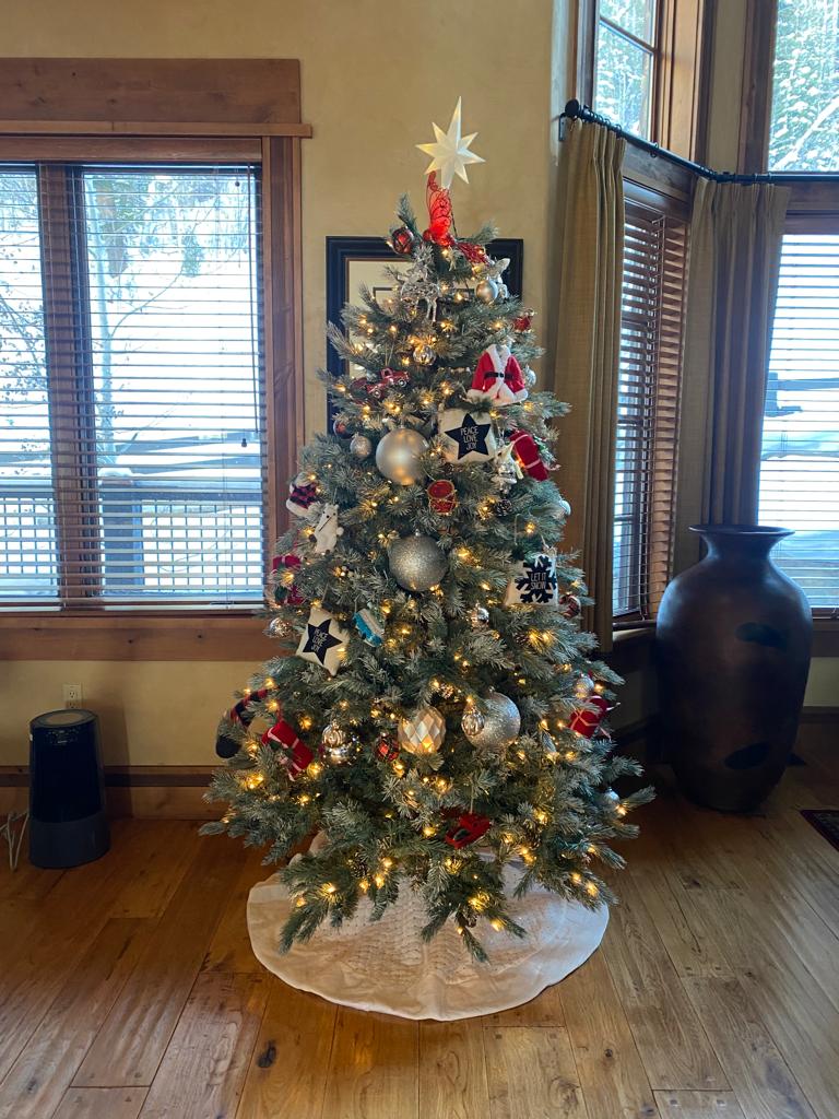 Custom Christmas tree decoration in Aspen