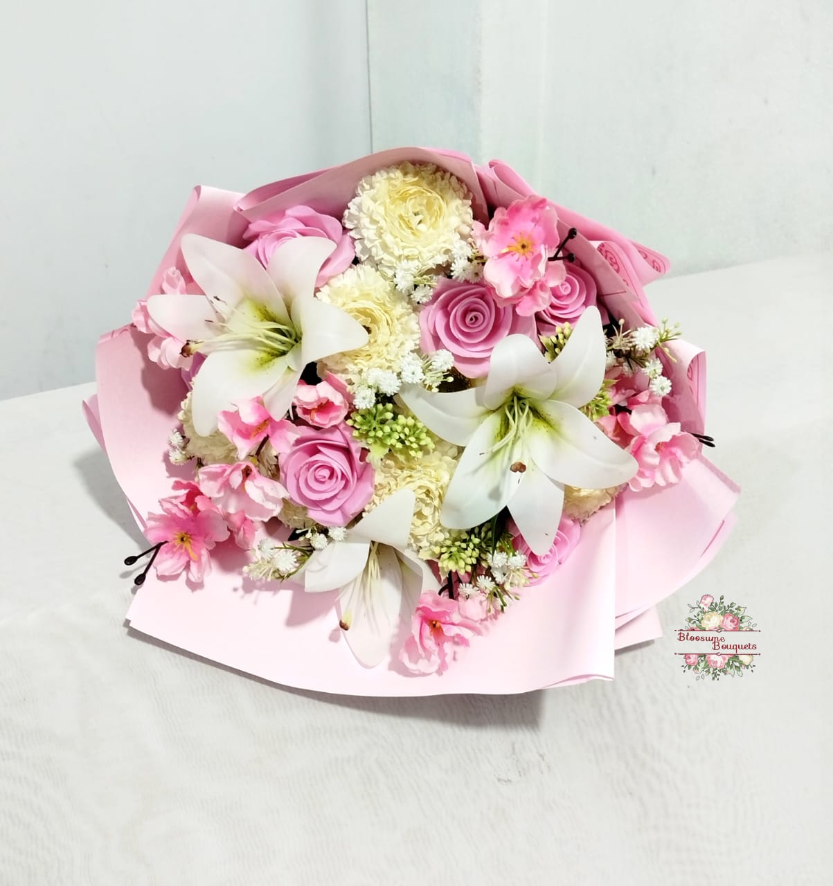 Artificial Pink Serenade Gift Bouquet