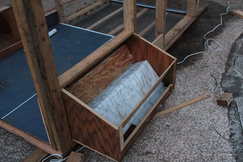 The feeder attached (outside)