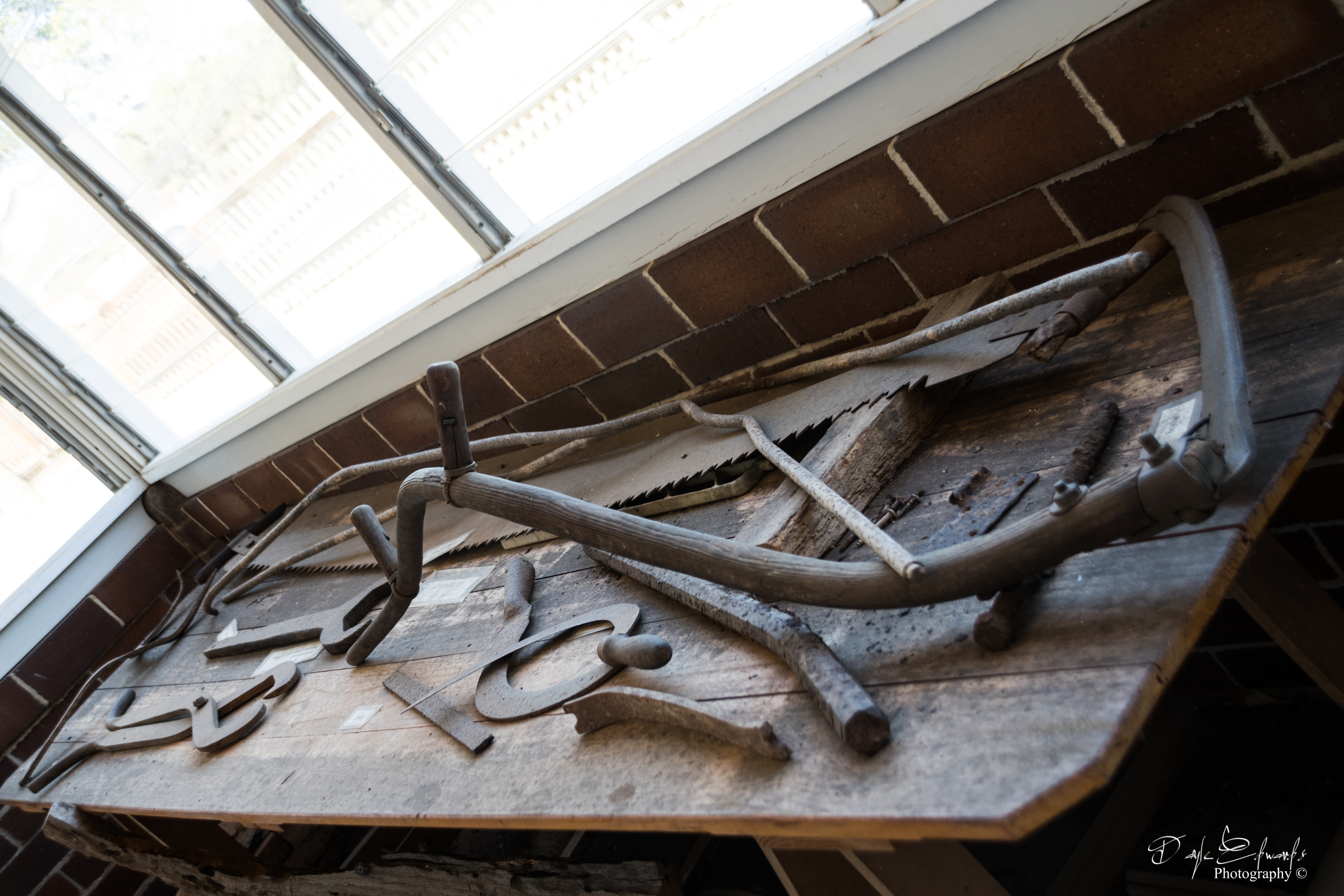 rangers-cottage-tools