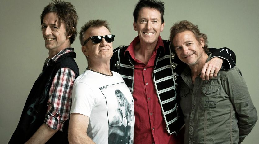 The Radiators @ Royal Hotel Queanbeyan, Friday 7 June