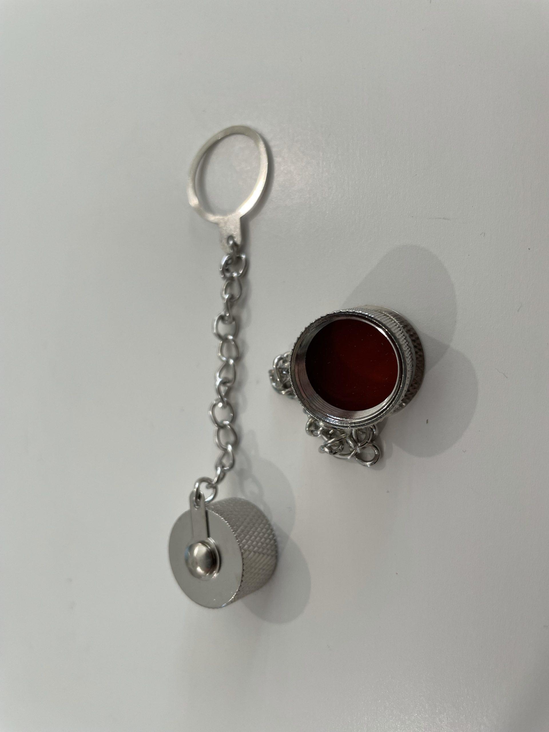 Weather Caps & Chain For UHF(SO239) & Female N Connectors