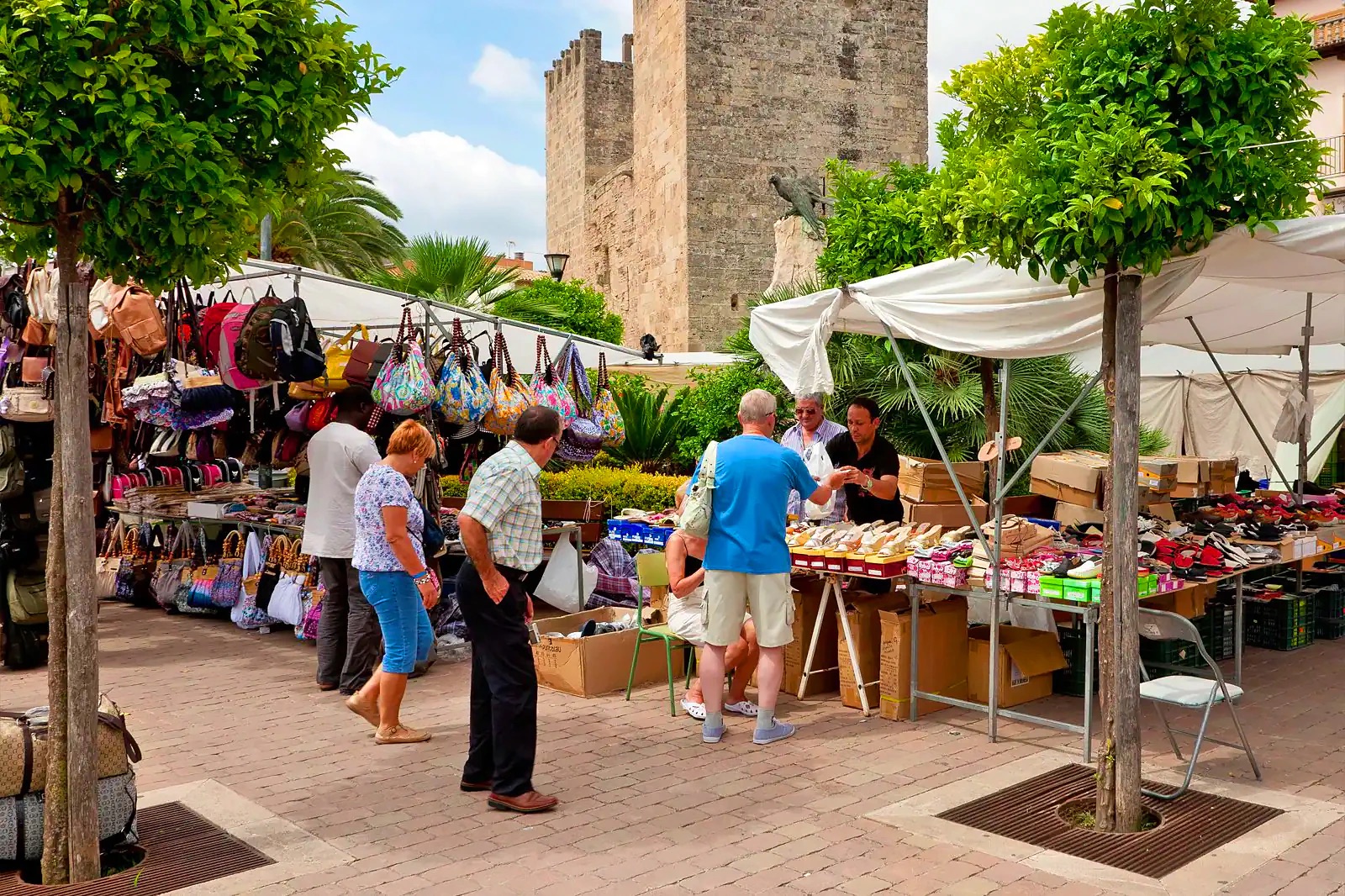 The Perks of Shopping at Local Markets The Perks of Shopping at Local Markets