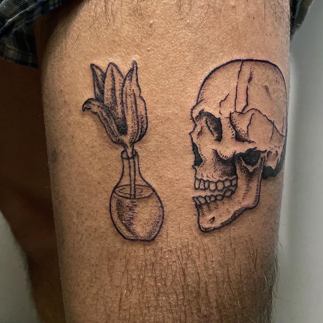 130 Cool Memento Mori Tattoo Ideas With Meanings And Celebrities - Body Art Guru 1079_x_1080_jpg