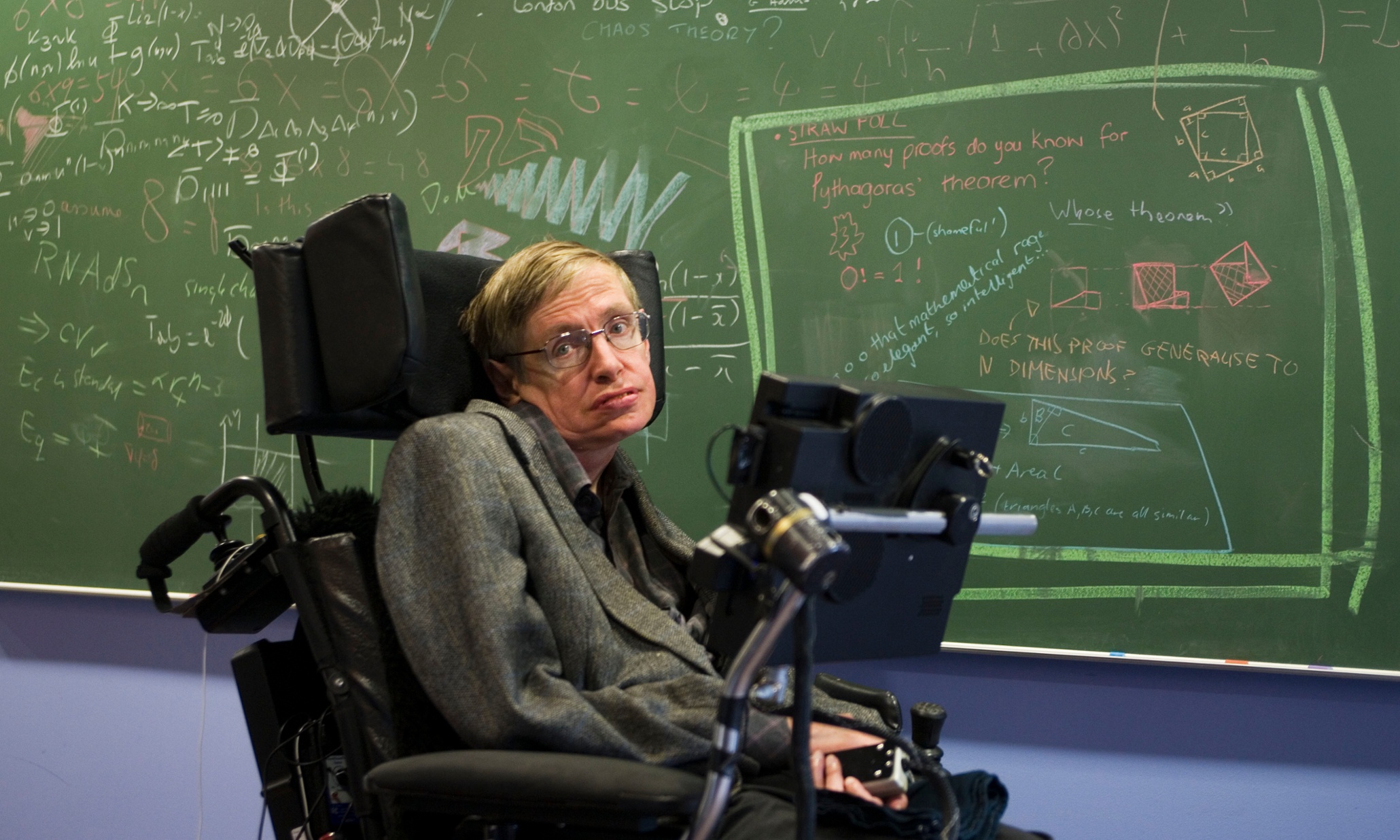 Stephen Hawking says he’s solved a black hole mystery, but physicists await the proof