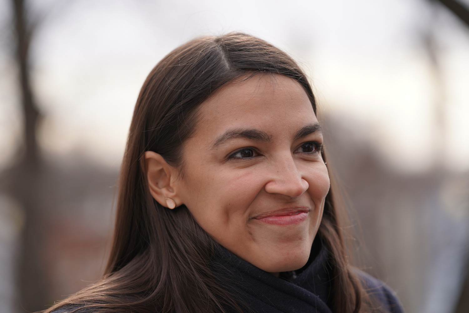 Alexandria Ocasio-Cortez é presa com outros legisladores em comício pelo direito ao aborto