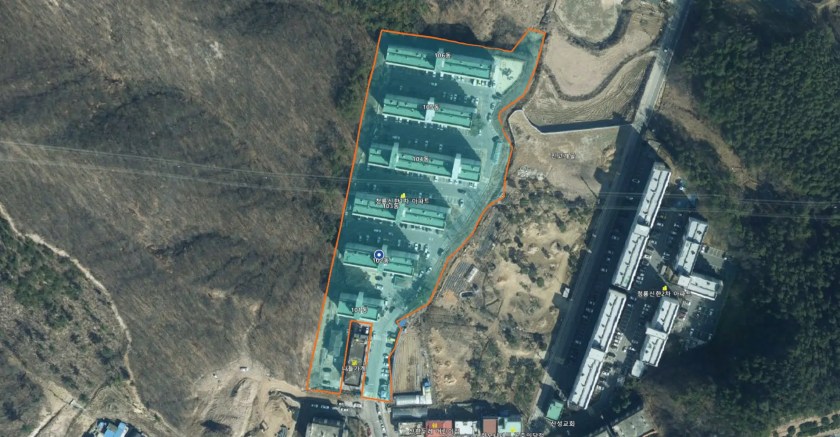 공주청룡 신한 1차 아파트 하늘에서 찍은 사진