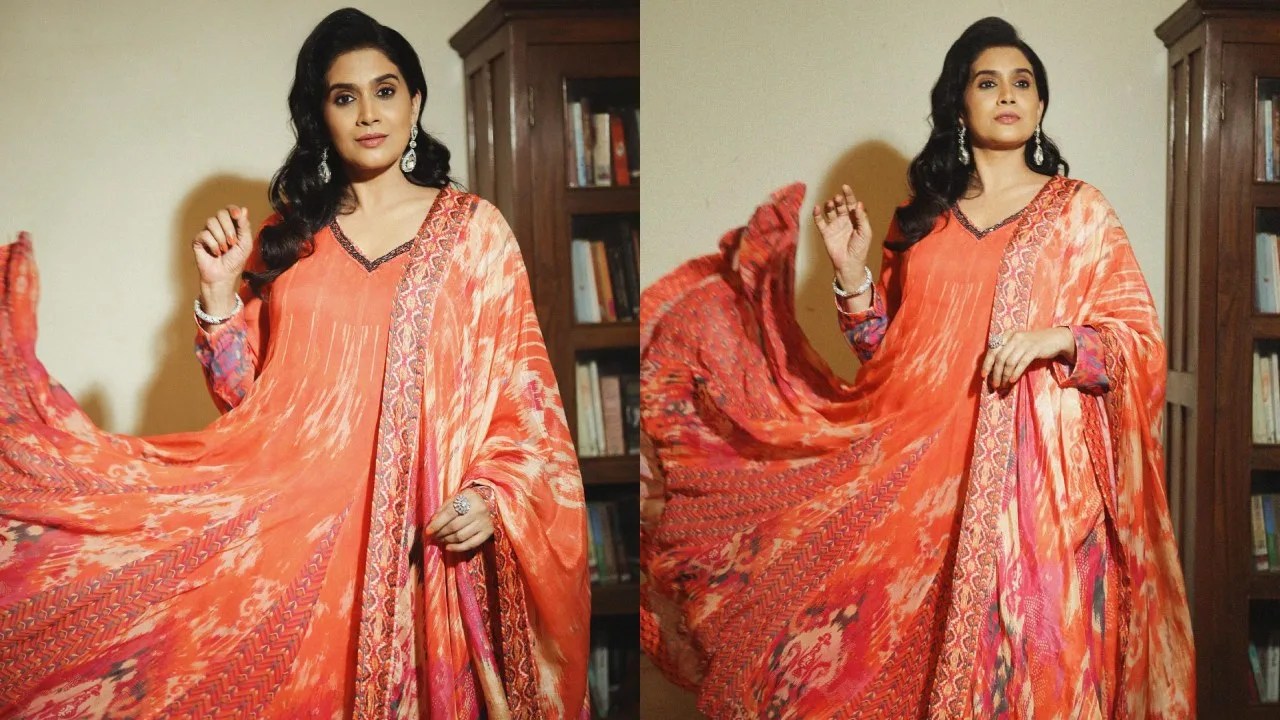 Sonali Kulkarni Radiates Elegance in Vibrant Anarkali: A Filmy Fashion Affair”
