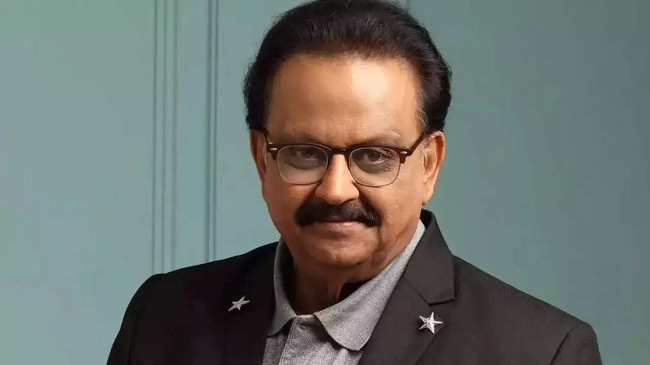 “Safeguarding Melodies: Families of Singing Legends Rally Against AI Vandalism”