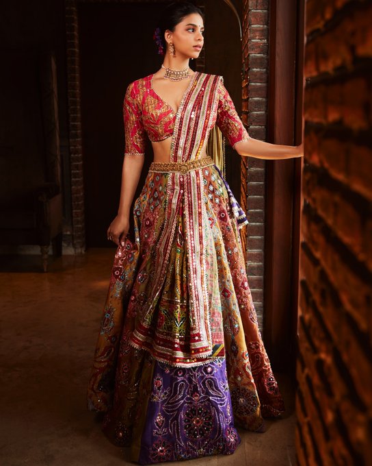 Suhana khan looks pretty in multi print lahenga