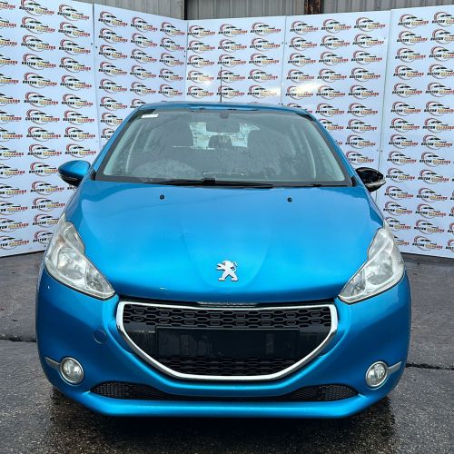 PEUGEOT 208 MK1