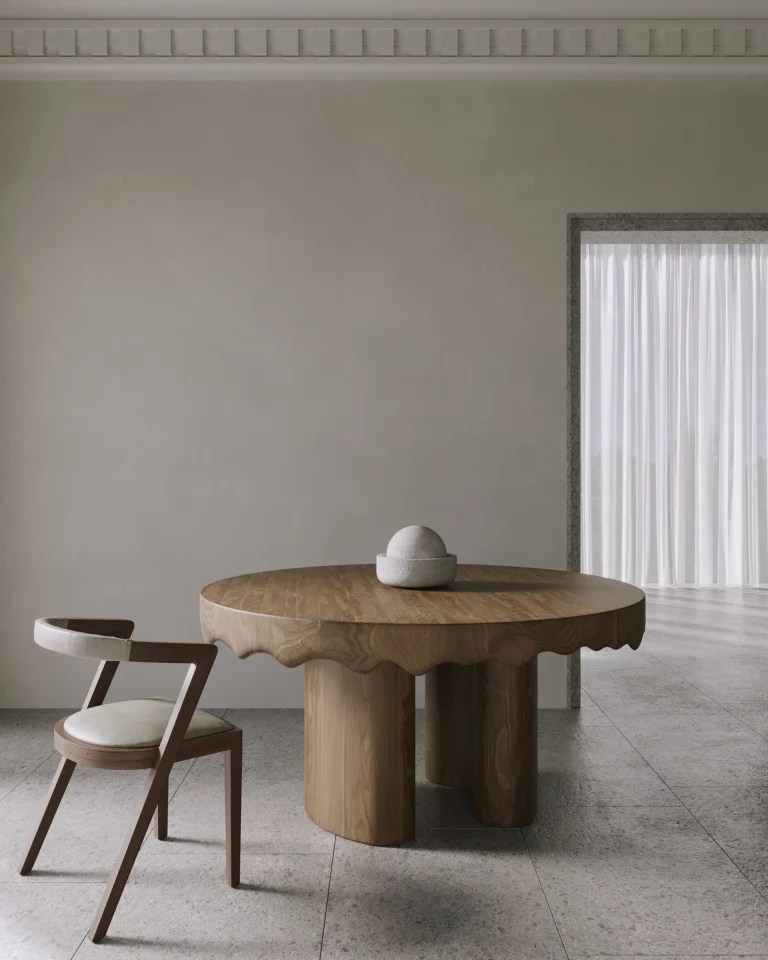 Halo Dining Table